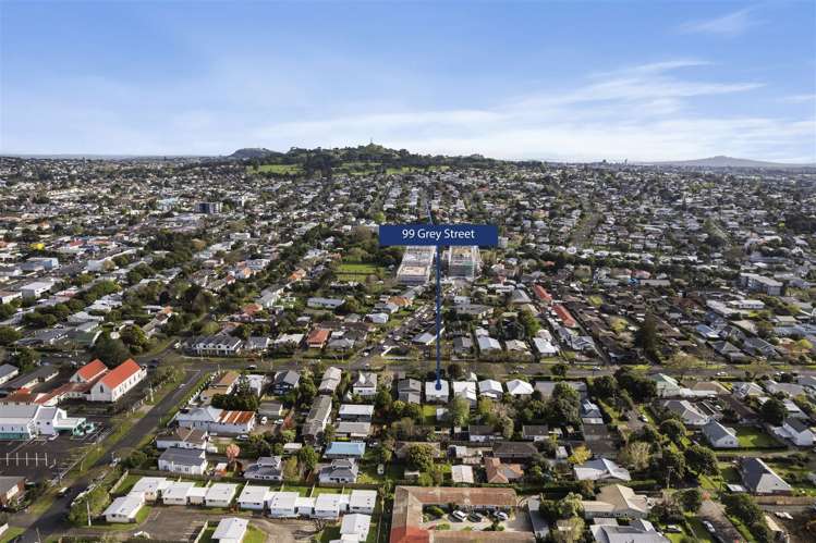 99 Grey Street Onehunga_17