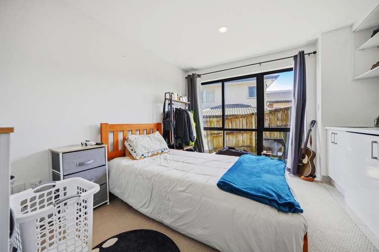 17 Nicholas-Gibbons Drive Clendon Park_14