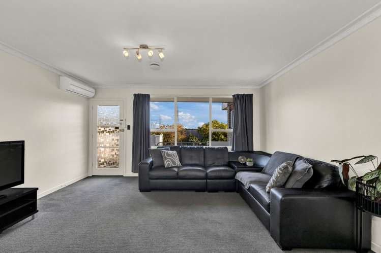 2/52 Mortlake Street Hornby_4