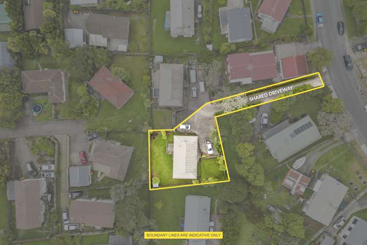 12a Maywood Crescent Glen Eden_13