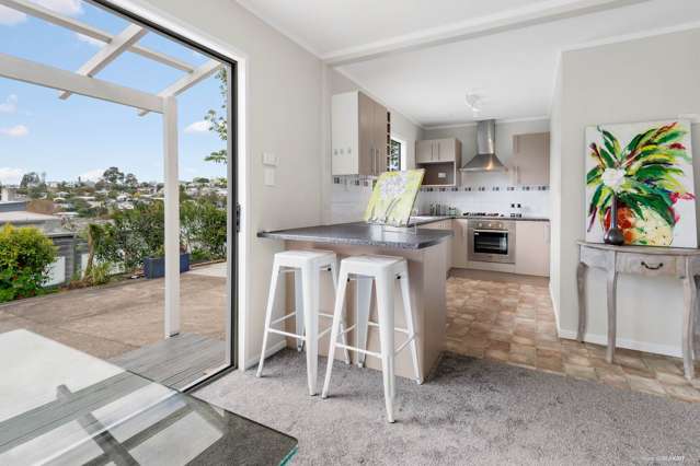 6 Wiriana Place Stanmore Bay_1