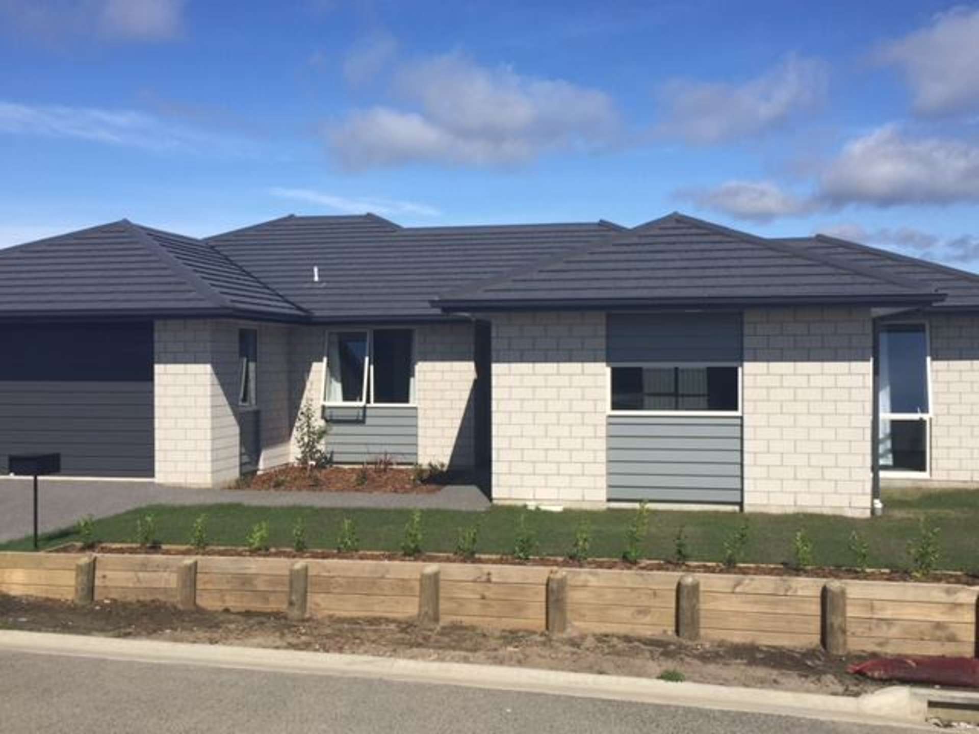 6 Shea Lane Pyes Pa_0