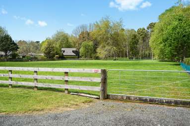 126D Woodcock Road_3