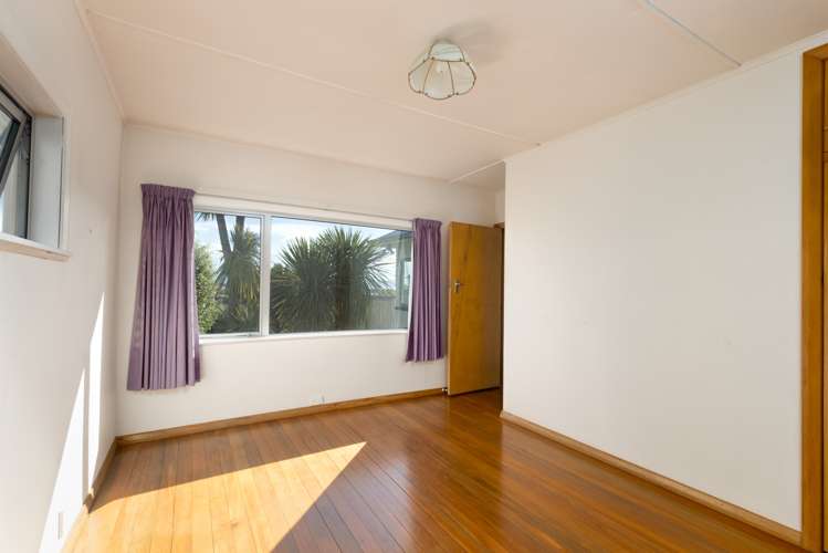 253 The Ridgeway Stoke_6