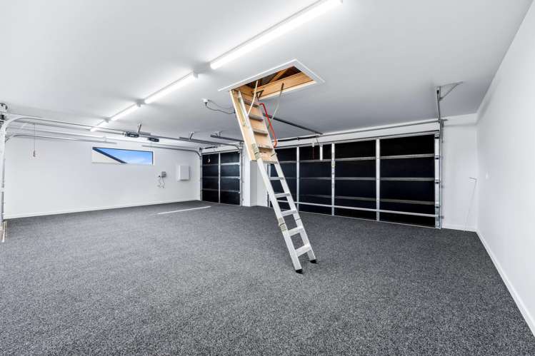 1 Soho Lane West Melton_22
