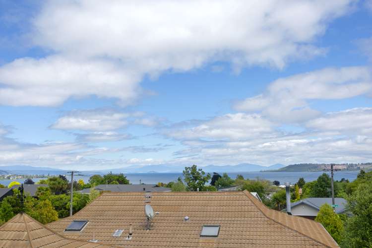 3 Te Hatepe Avenue Taupo_18