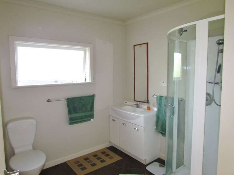 25 Vivian Street Solway_11