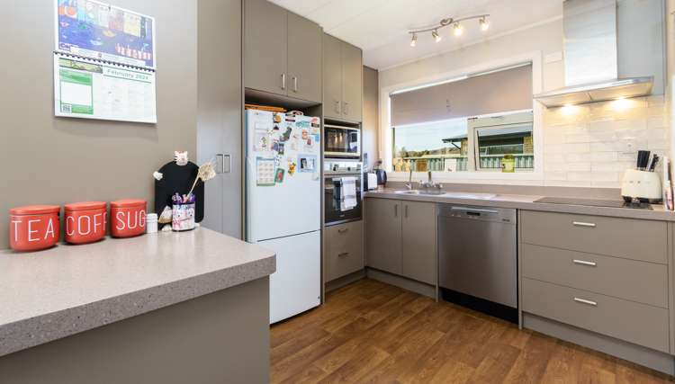 77 Russell Street Alexandra_7