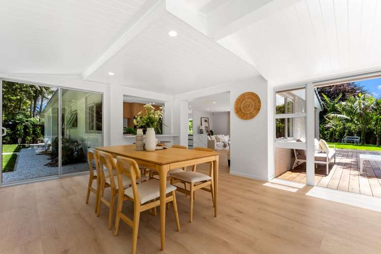 36B The Circle Manly_7