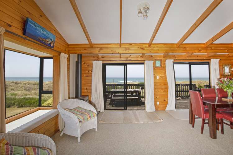 75 Blue Pacific Parade Riversdale Beach_7