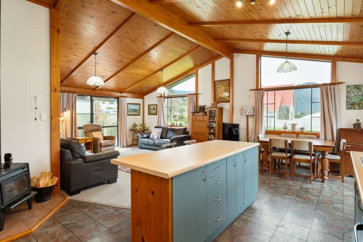 27 Lawrence Street Havelock_8