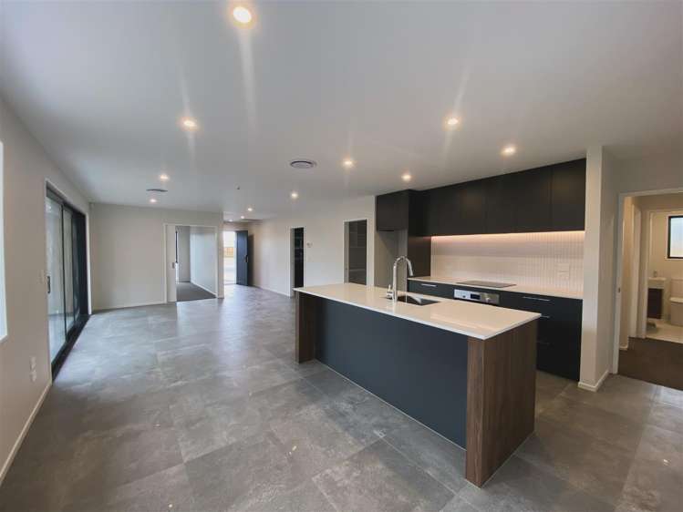 19 Crossley Avenue Woodend_2