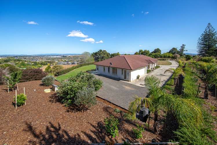 162 Point View Drive East Tamaki Heights_1
