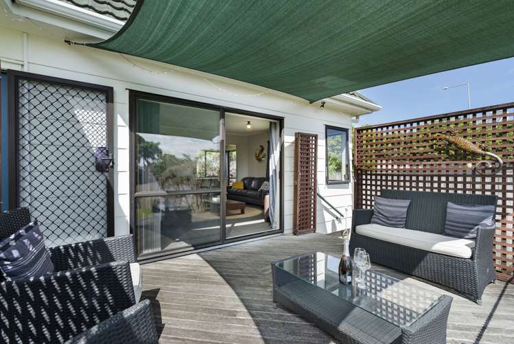 56 Lakeside Drive Pahurehure_7