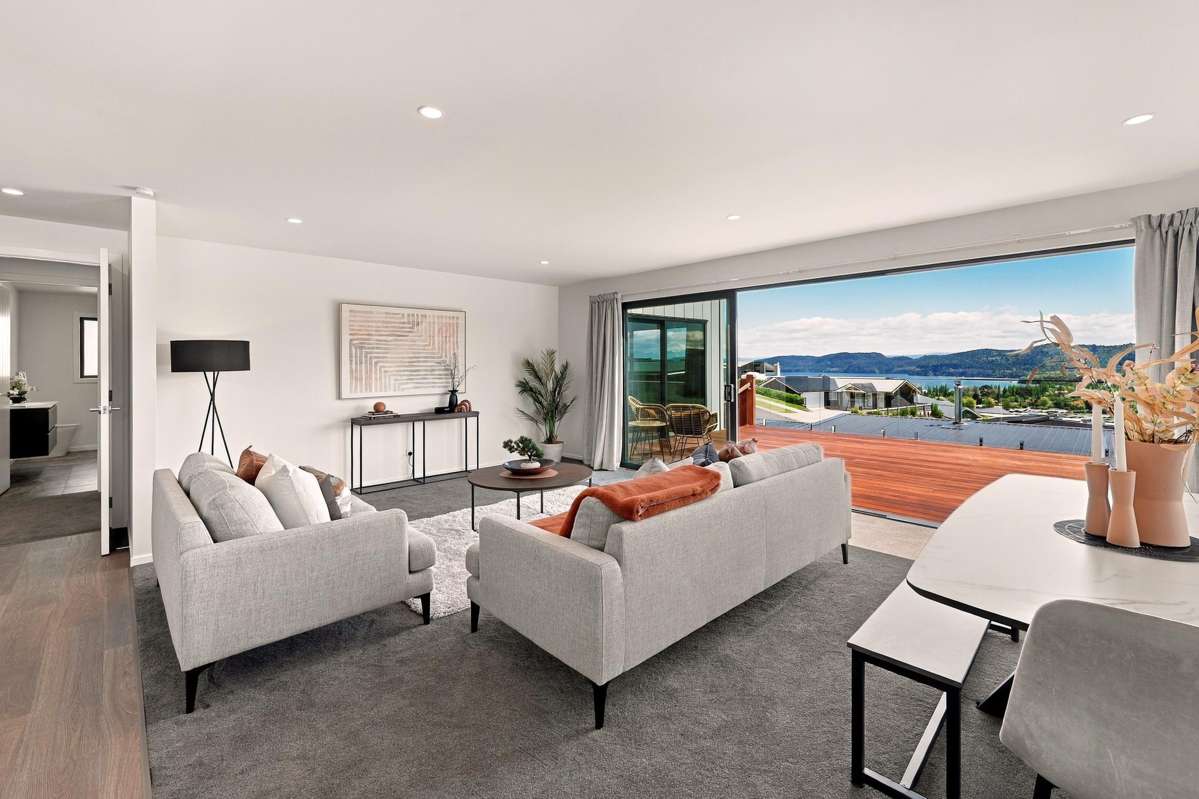 6 Blackhawk Close_4