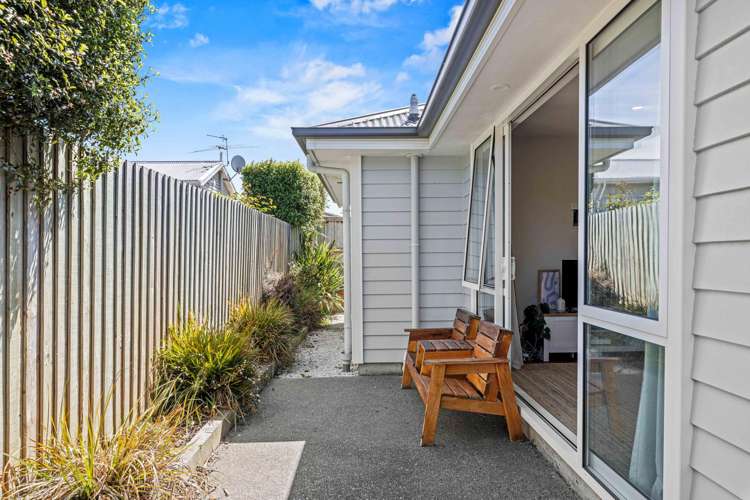18A Derrett Place Saint Martins_16