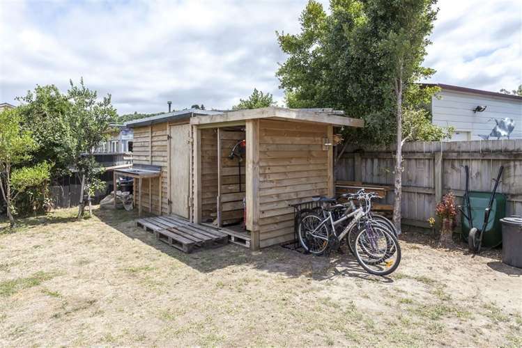 311 Linton Crescent Whangamata_13