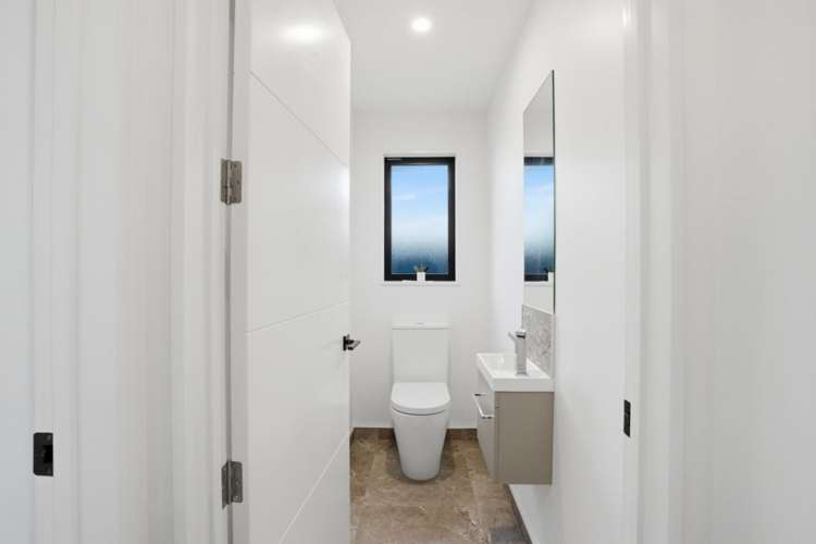 7 Twin Meadows Drive Casebrook_20