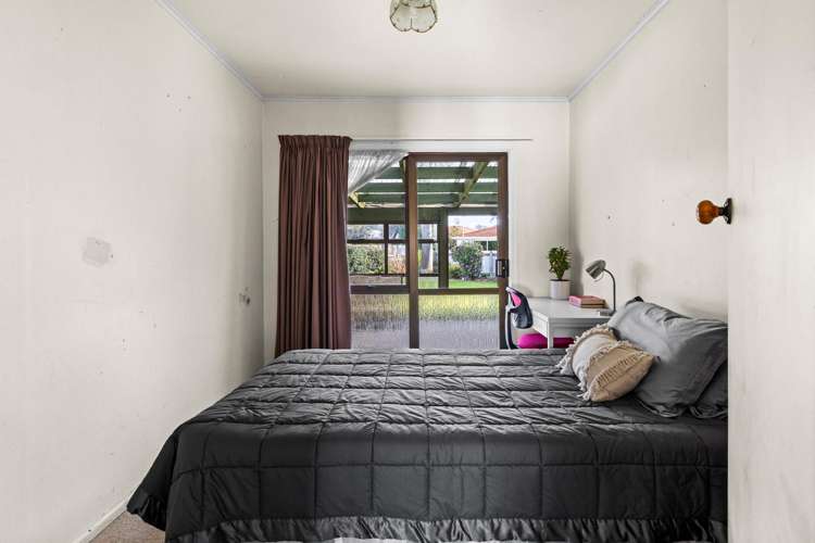 14 Corbett Place Onekawa_17
