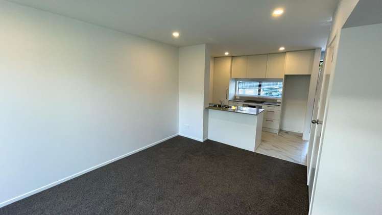 5/3 Fairdale Place Birkdale_12