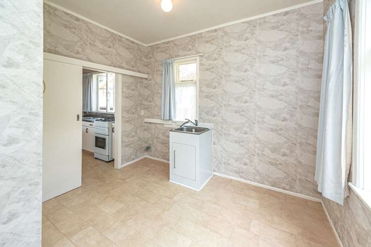 10 Godwin Crescent College Estate_8