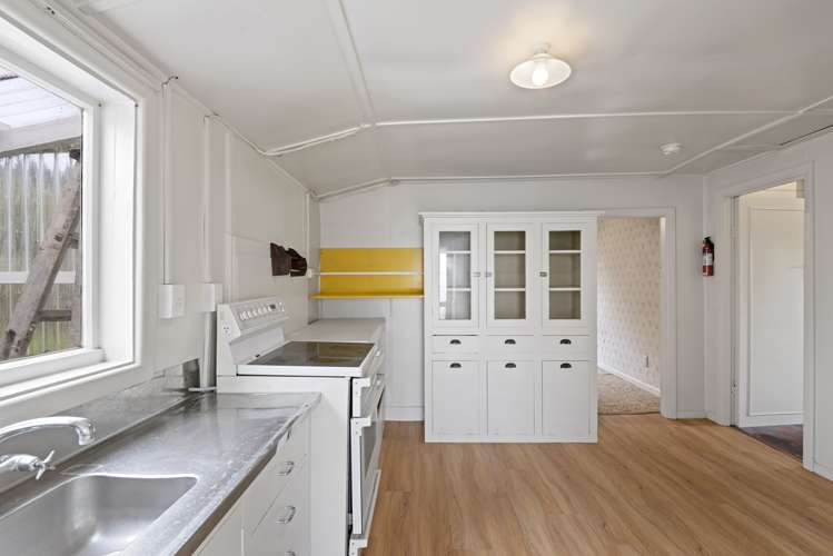 8 Davison Road Rotherham_4