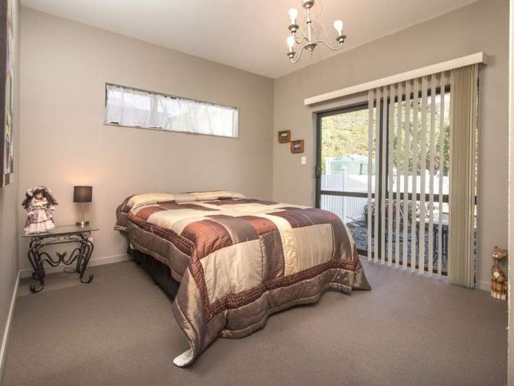 112 Boons Valley Road Waikawa_17