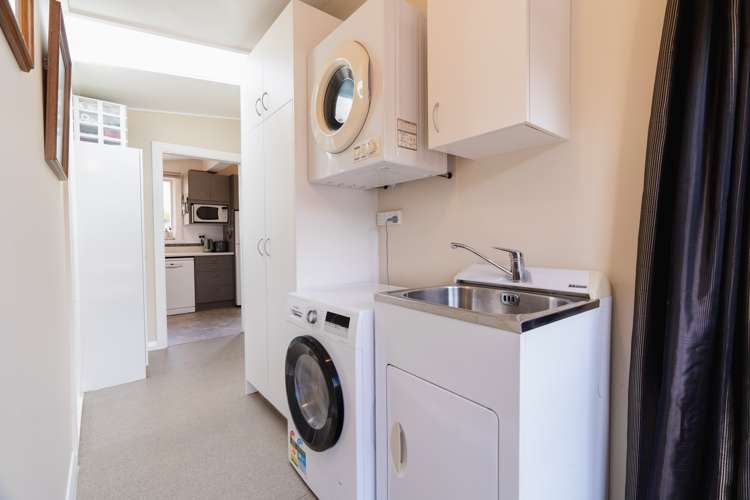 4 Glen Road Mornington_24