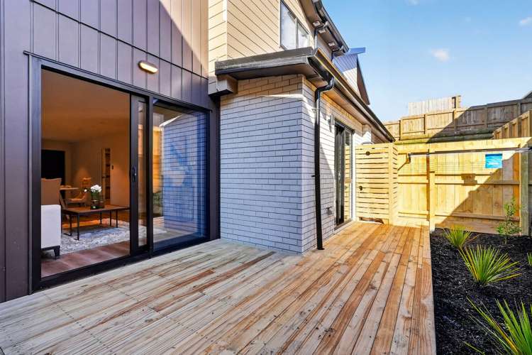 1/9 Glenside Avenue Pakuranga Heights_17
