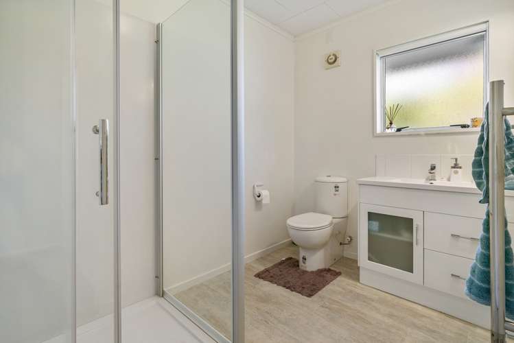 2/36 Salisbury Road Birkdale_15