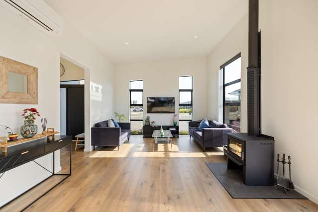 13 Russ Drive Lincoln_1