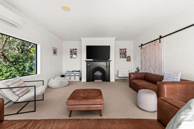 73 James Cook Street Havelock North_3