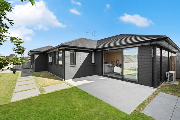2/10 Bostonkip Crescent Fitzroy_0