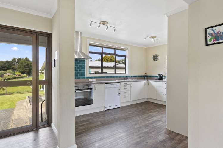 43 Three Mile Hill Road Halfway Bush_12