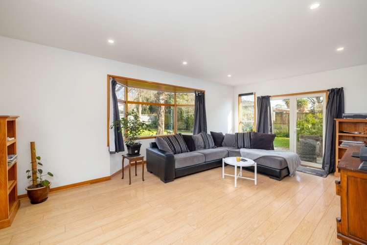 7 Sawtell Place Northcote_4