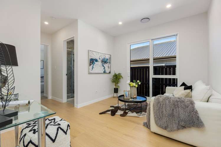56 Tipu Crescent Milldale_17