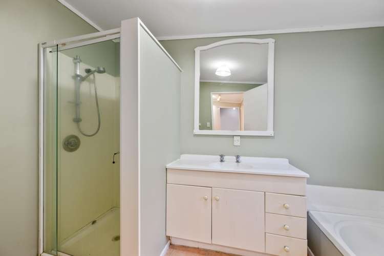 948 Queen Charlotte Drive Linkwater_23
