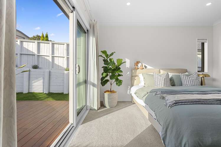 19 & 19A Surf View Crescent Red Beach_6