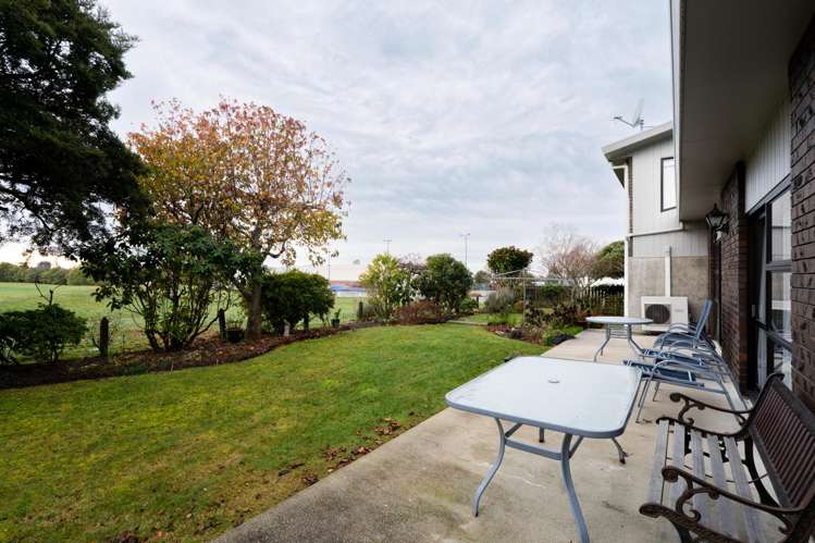 27 Roxburgh Street Glenwood_19