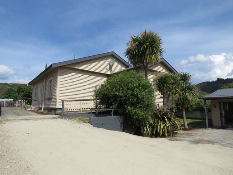 54 Crampton Road Reefton_15