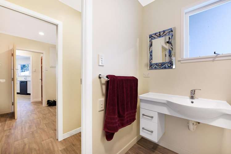 37 Central Road Lower Moutere_15