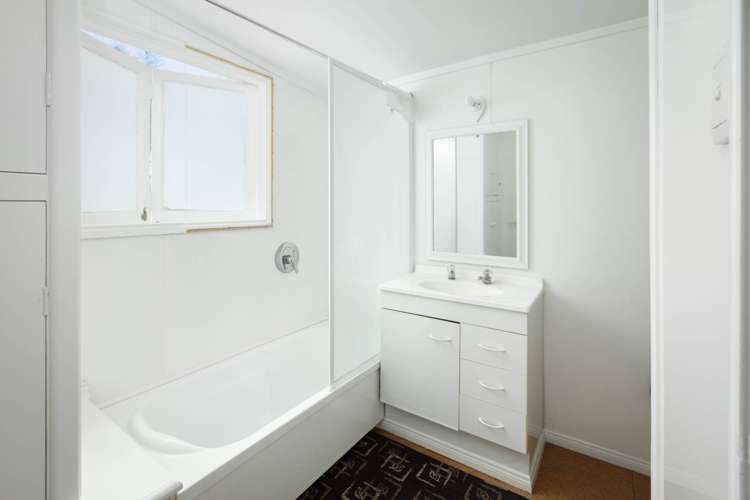 16 Kenny Street Waihi_13