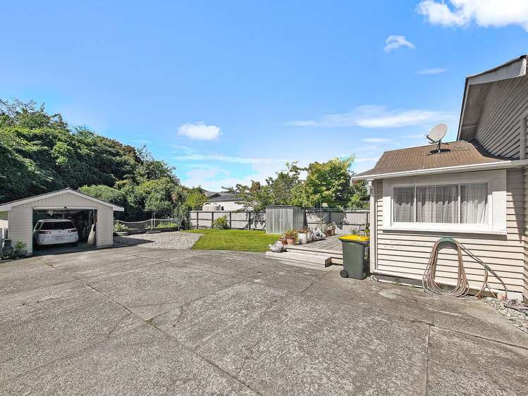 188 Stafford Street Hokitika_21