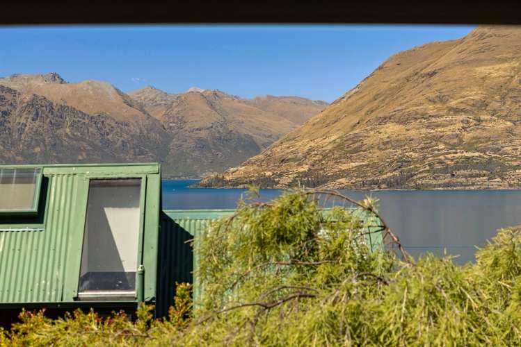 22B Evergreen Place Sunshine Bay_7