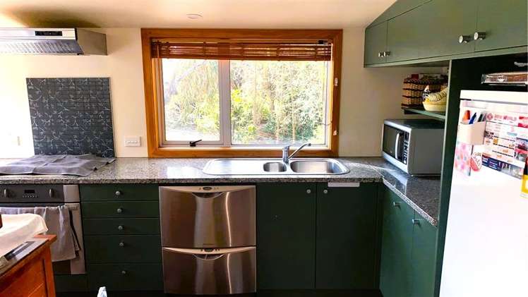 13 Wairau Road Albert Town_2