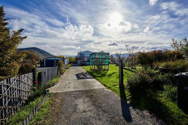 8 Puketa Road Kaikoura_21