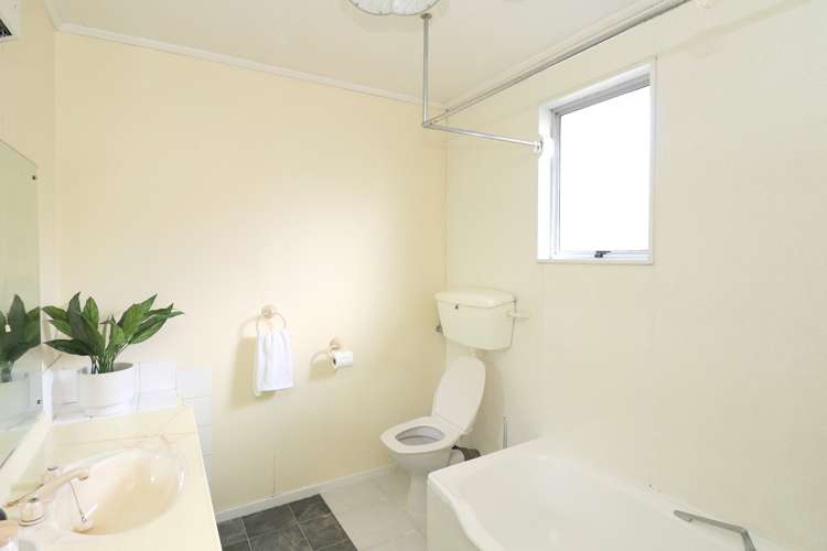 283a Queens Drive Windsor_9