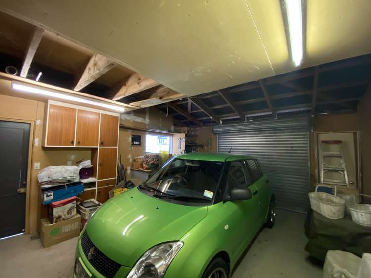 8 Escort Grove Awapuni_10