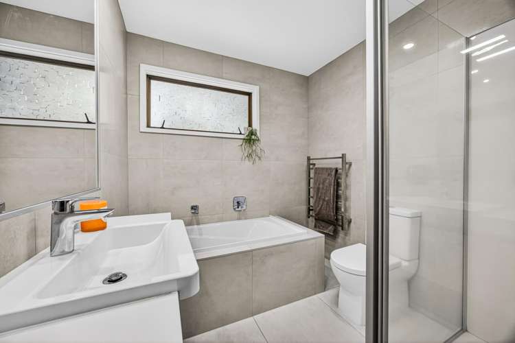 15a Nicholson Place Hillcrest_11