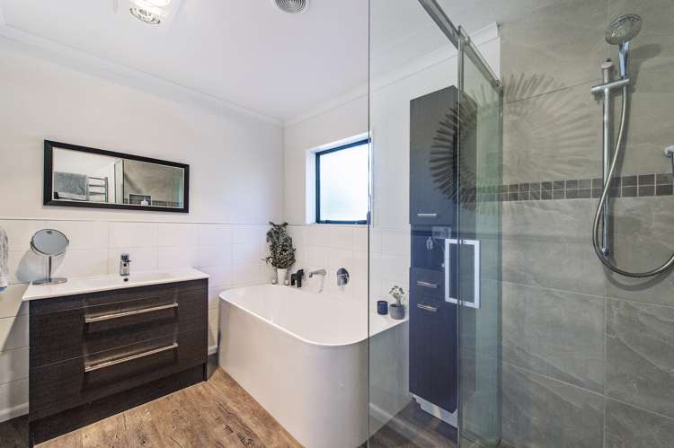 1707 Cust Road Cust_18